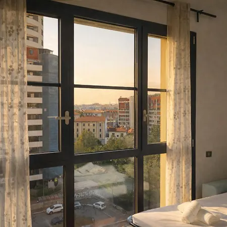 3 Centro Lägenhet Milano